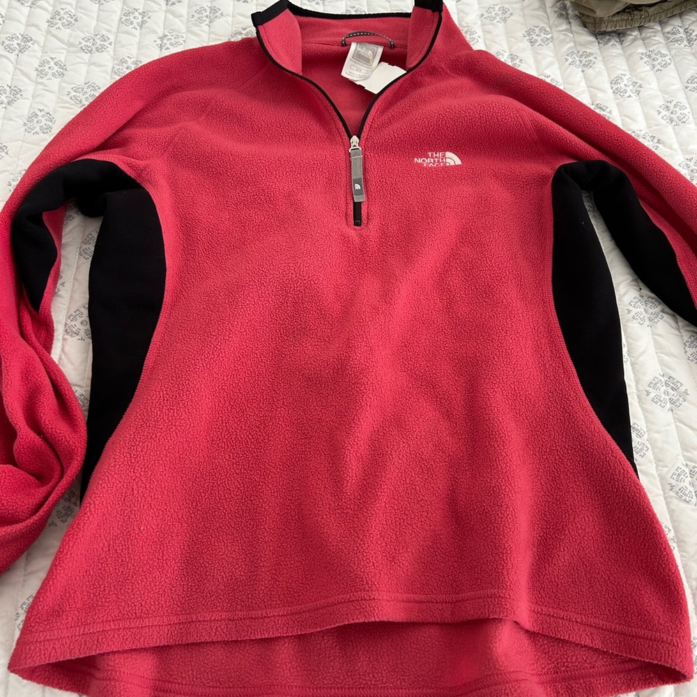 Northface pull over - Picture 4 of 4